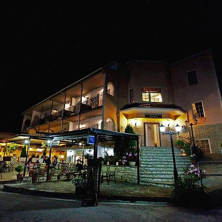 Χenonas Ziakos Hotel Amárantos Bagian luar foto