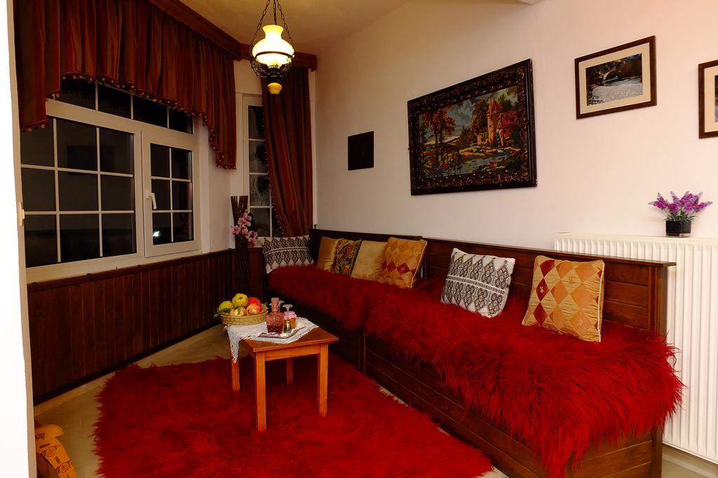 Χenonas Ziakos Hotel Amárantos Bagian luar foto